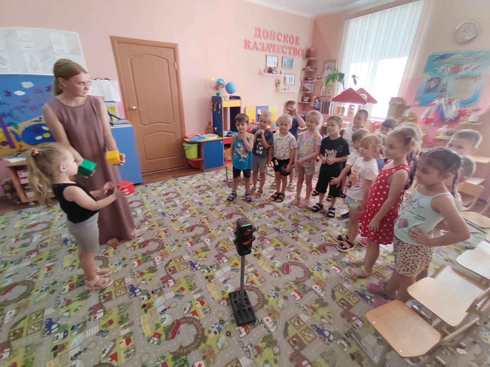 Фото3_05.08.2025_Библиофорсаж_Светофор_и_его_компания.jpeg