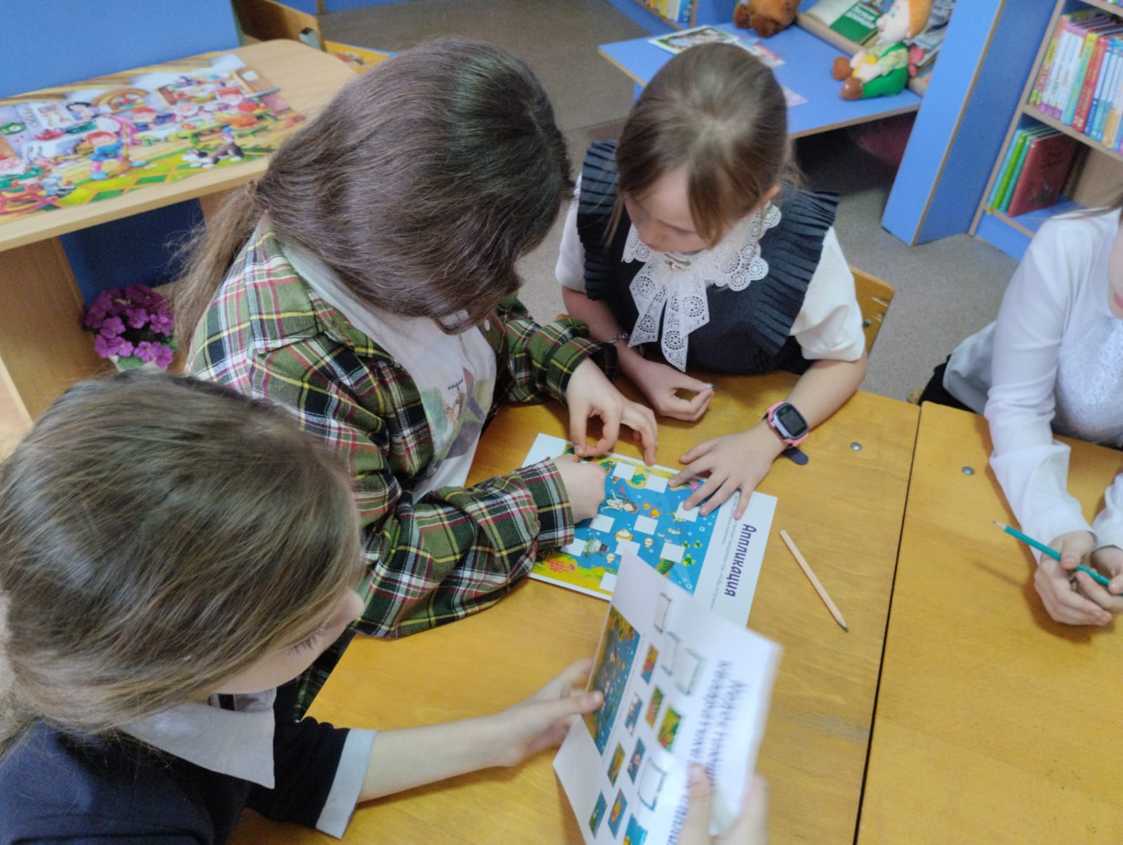 Фото 5. 12.03.2024 Познавательный час Юным гражданам о выборах. ДБ