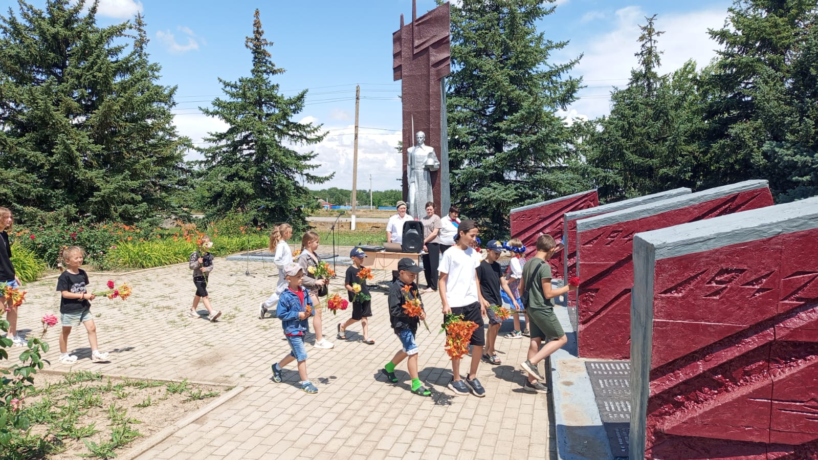 Фото 5 23.06.2025 Урок мужества 22 июня. Ровно в 4 часа в Савоськинском отделе