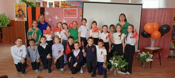 Фото 1. 06.05. 2025 литературно музыкальная композиция Победы немеркнущий свет