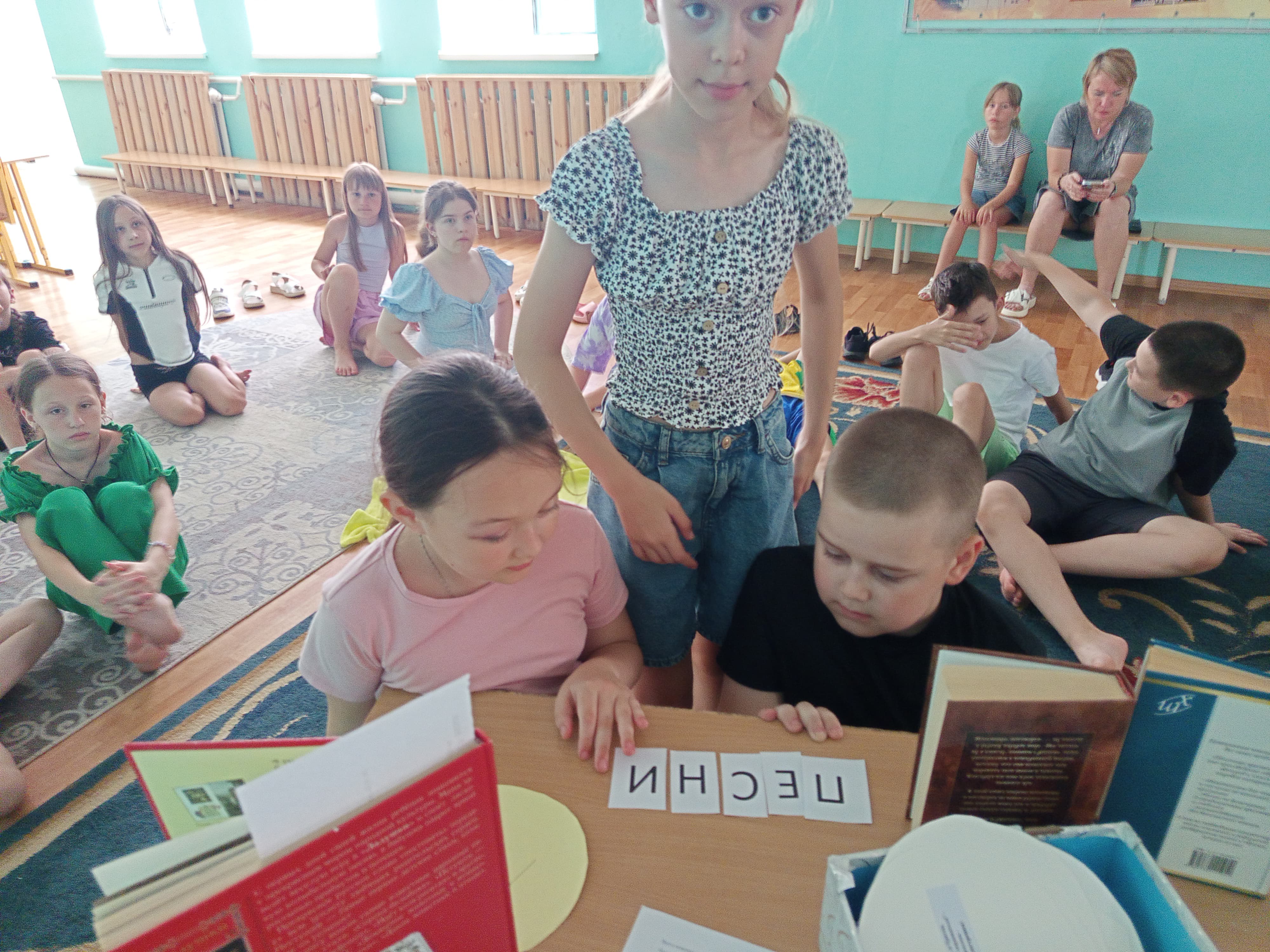 Фото_4_15.07.2025_Фольклорный_праздник_Сядем_рядком_поговорим_ладком.jpg