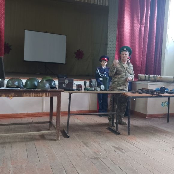 Фото_5_24.04.2025_Вечер_встречи_По_дорогам_войны_в_Харьковском_отделе.jpg