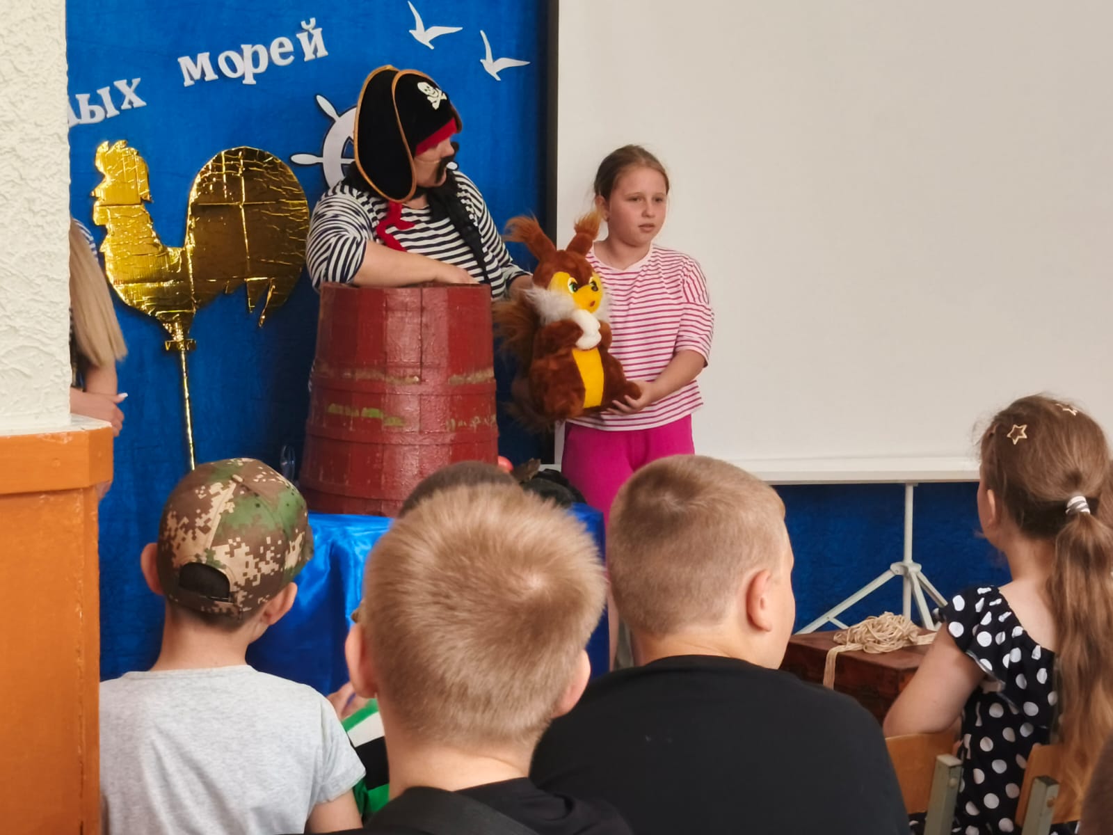 Фото_8_03.06.2025_Праздник_летнего_чтения_Пираты_книждных_морей.jpg
